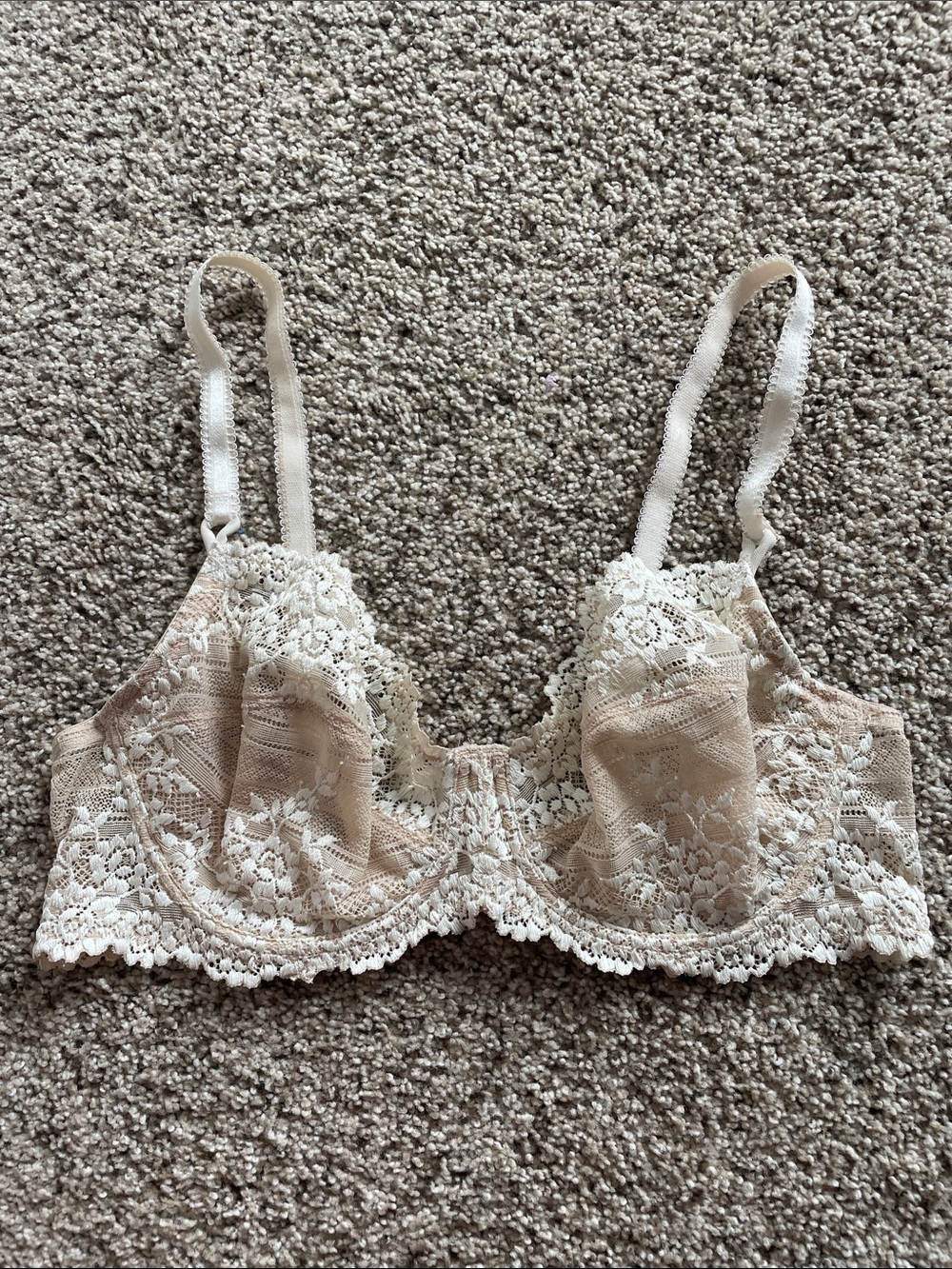 Wacoal Beige Lace Underwire unlined Bra